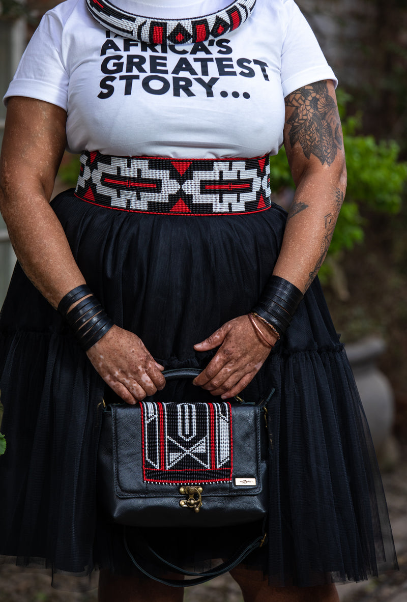 Monochrome Love Figure Belt